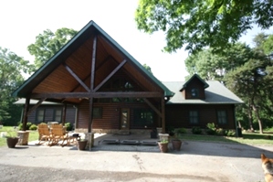 Log Home Caulking and Staining