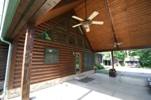 Log Home Caulking and Staining