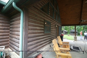 Log Home Chinking and Staining