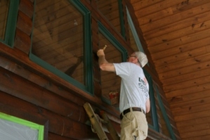 Log Home Chinking and Staining