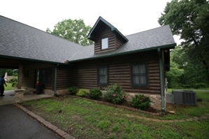 Log Home Chinking and Staining