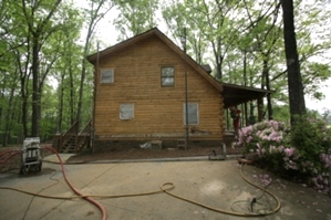 Log Home Restoration | Media Blasting A Log Home