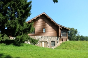 Log Home Caulking and Sealing