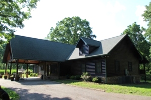 Log Cabin Restoration | Log Cabin Wash, Caulking And Staining 