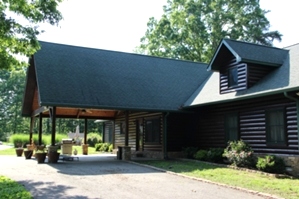 Log Cabin Restoration | Log Cabin Wash, Caulking And Staining 