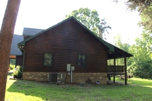 Log Cabin Restoration | Log Cabin Wash, Caulking And Staining 