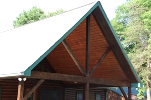 Log Cabin Restoration | Log Cabin Wash, Caulking And Staining 