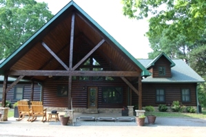 Log Cabin Restoration | Log Cabin Wash, Caulking And Staining 