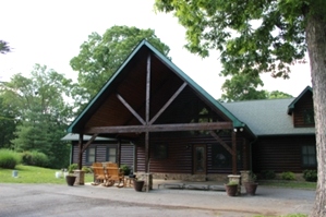 Log Cabin Restoration | Log Cabin Wash, Caulking And Staining 