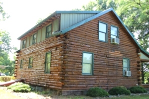 Log Cabin Staining by the LogDoctors